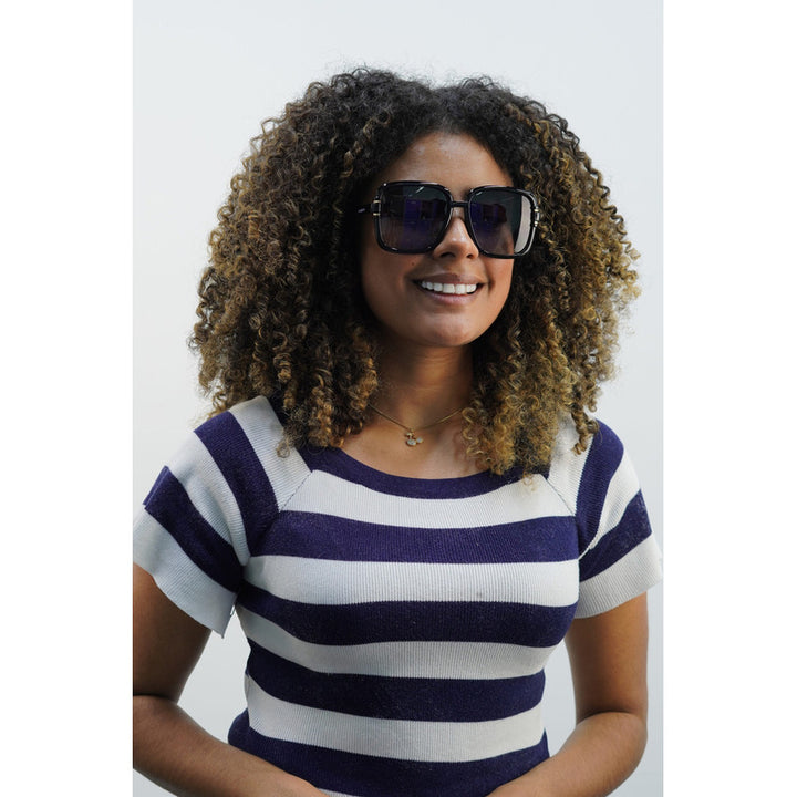 Wanderth Lentes De Sol Lunara Color Negro Lente Negro Varilla Negro Armazón Negro Diseño Fashion