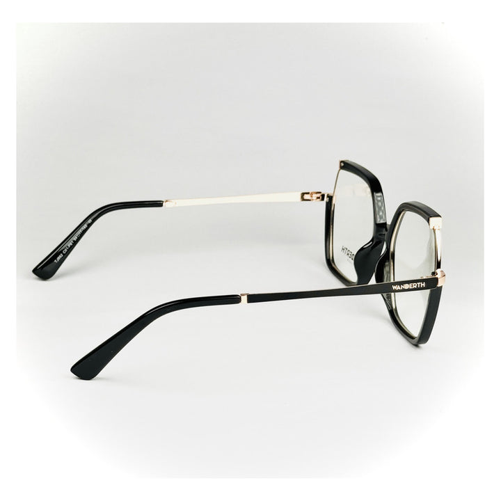 Wanderth Monturas Crysta