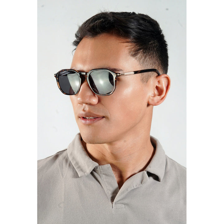 Wanderth Lentes De Sol Arcadia Color Animal Print Lente Negro Varilla Animal Print/dorado Armazón Animal Print Diseño Fashion